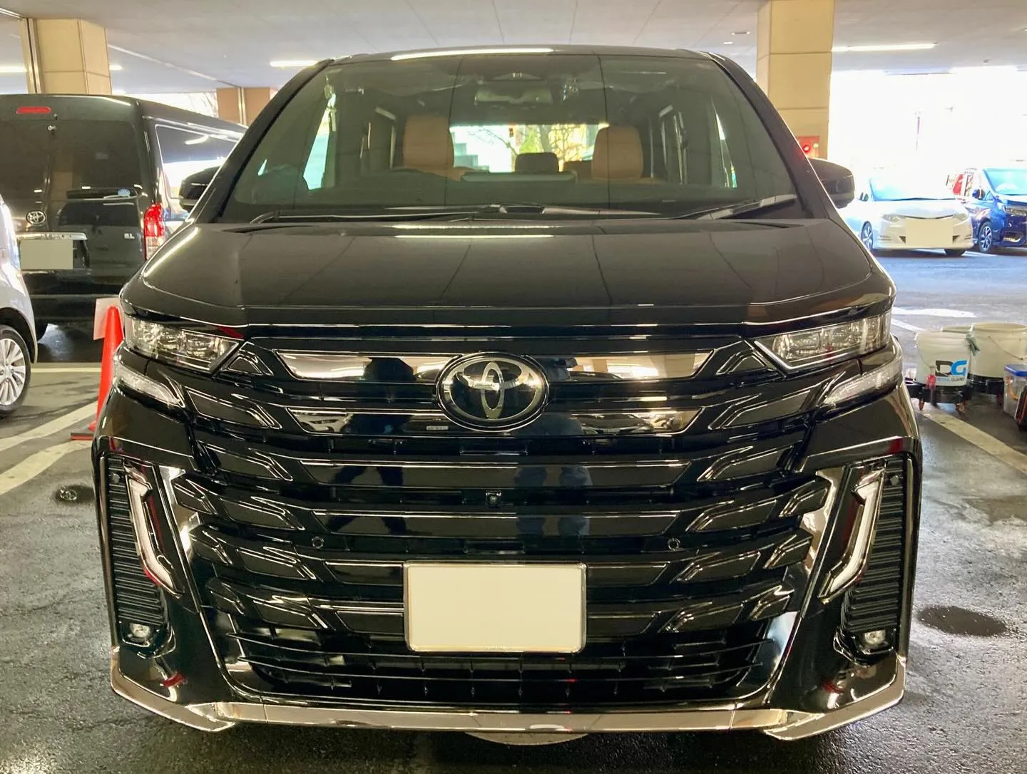 下館ドンキ🐧 本日よりイベント出店中🎶 ヴェルファイア リピ...