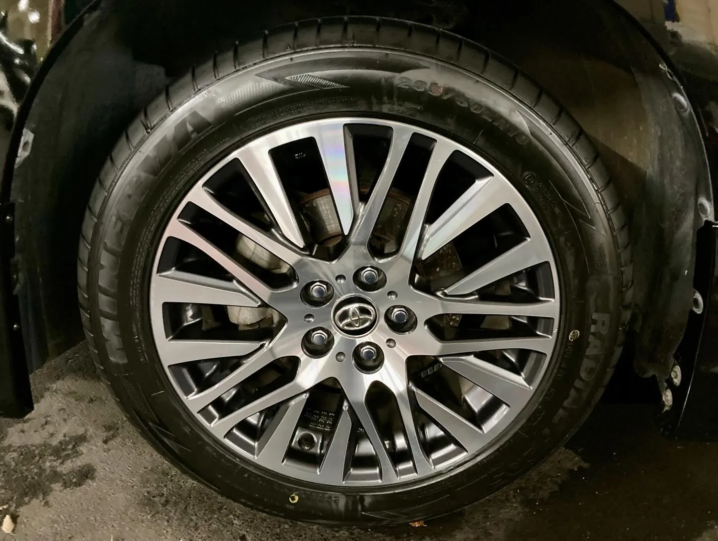 下館ドンキ🐧 只今イベント出店中🎶 ヴェルファイア リピータ...